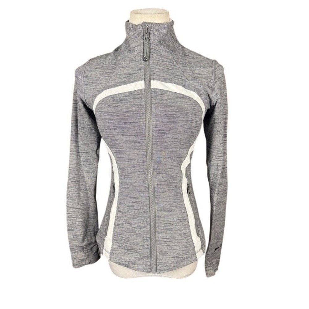 Lululemon Grey White Striped‎ Define Jacket Full Zip Yoga Layer Size 6